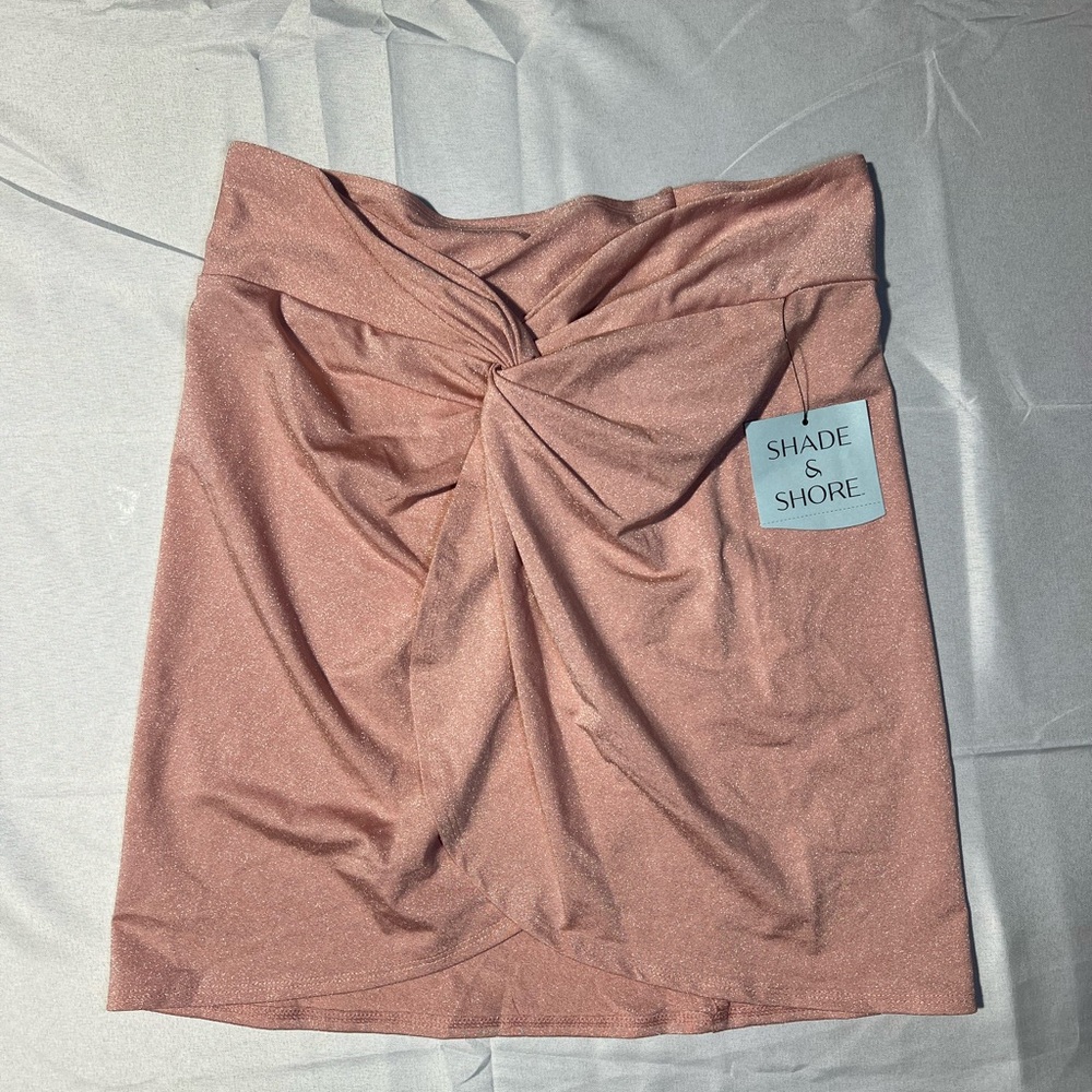 Shade & Shore Twisted Front Mini Skirt in Blush